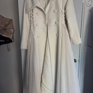 Elegant Vintage White Double-Breasted Women's Pea Coat